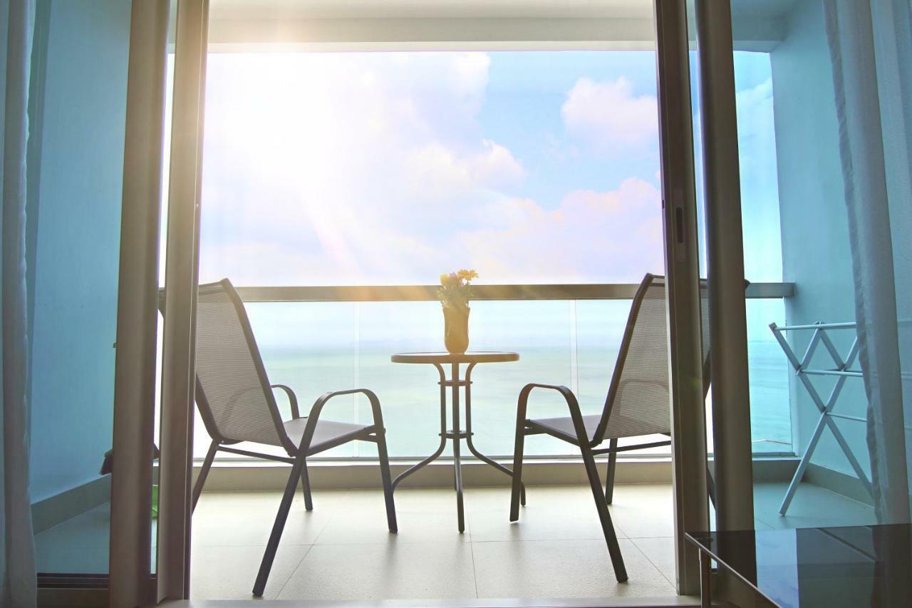 Luxurious Beachfront Pattaya Luaran gambar